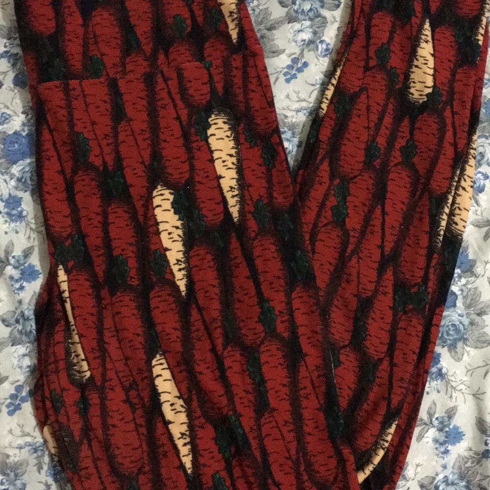 🥕LuLaRoe Carrot Summer Leggings!🥕